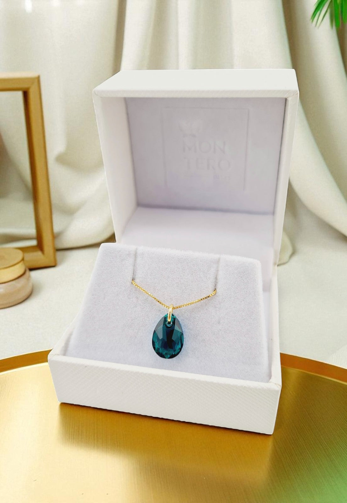 Collar Gota de Luz Gold 24k Cristal Genuino Emerald