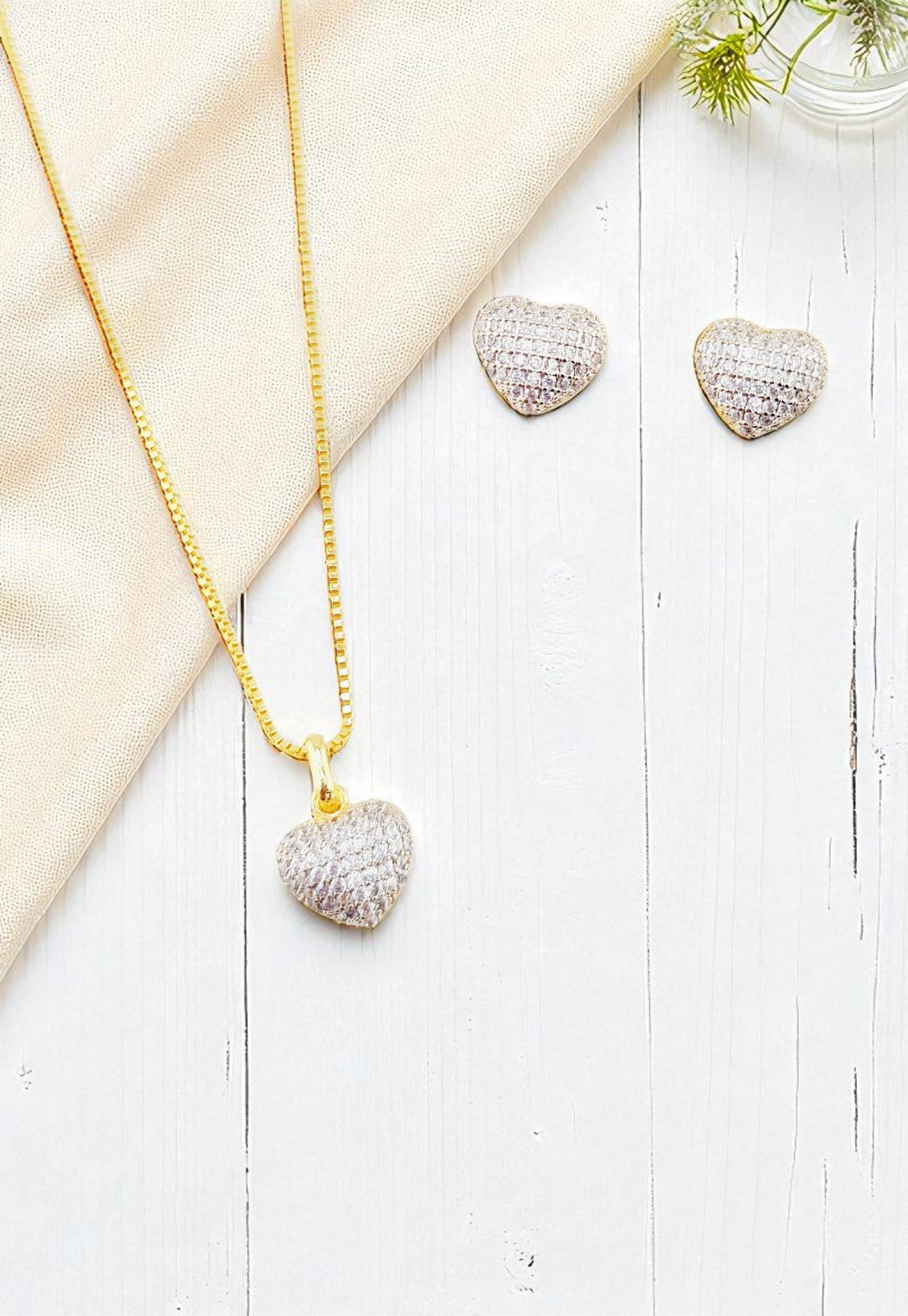 Conjunto Corazon Gold 24K Micro Circones