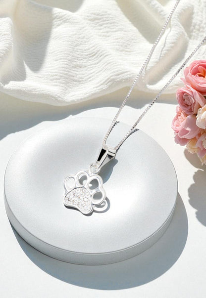 Collar Odie Baño de Oro Blanco