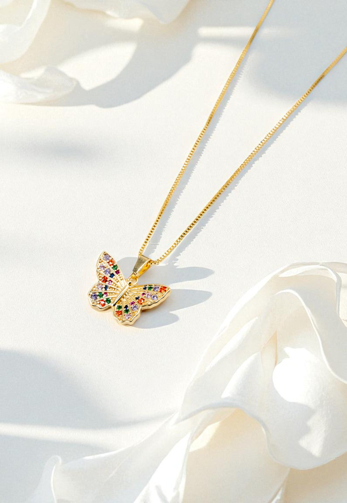 Collar Mariposa Microcircones Baño de Oro 24k